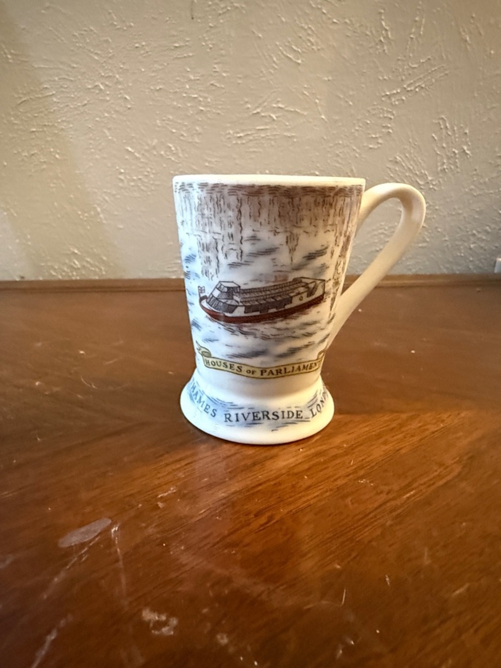 London Pottery Vintage Classic White Ceramic Thames Riverside London Mug